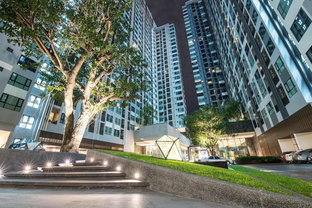 The Base Central Pattaya Seaview Εξωτερικό φωτογραφία