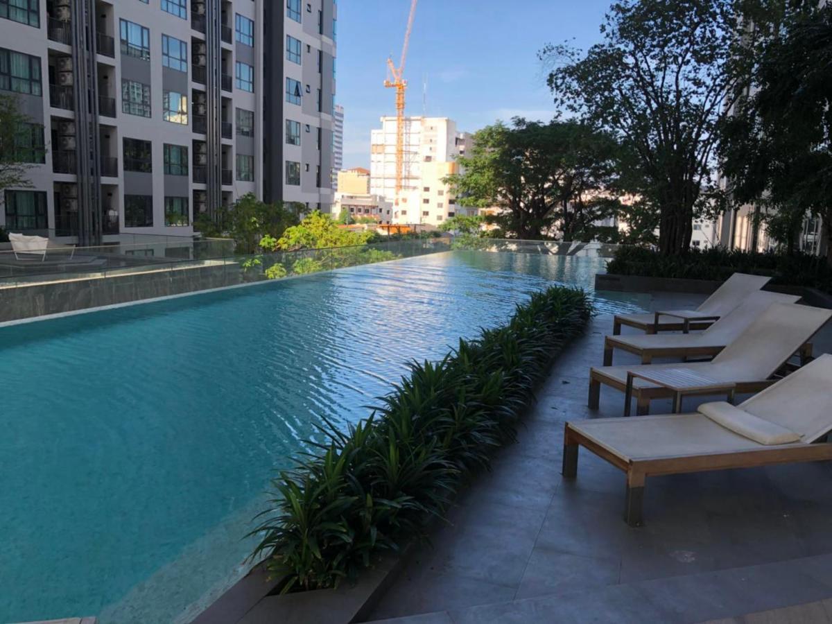 The Base Central Pattaya Seaview Εξωτερικό φωτογραφία