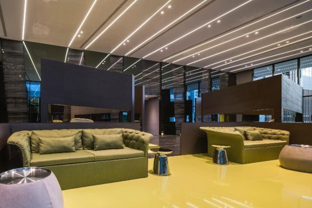 The Base Central Pattaya Seaview Εξωτερικό φωτογραφία