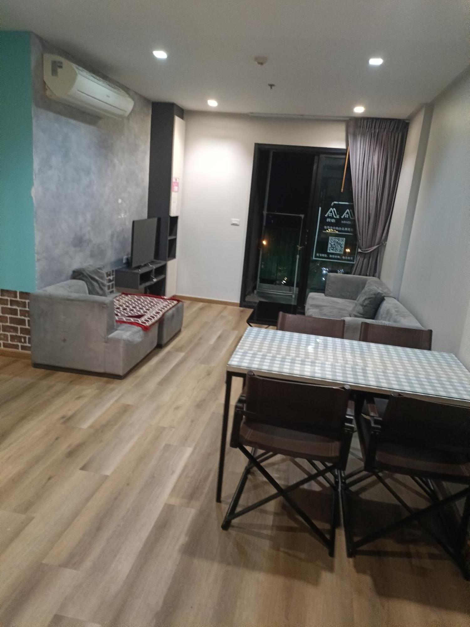 The Base Central Pattaya Seaview Εξωτερικό φωτογραφία