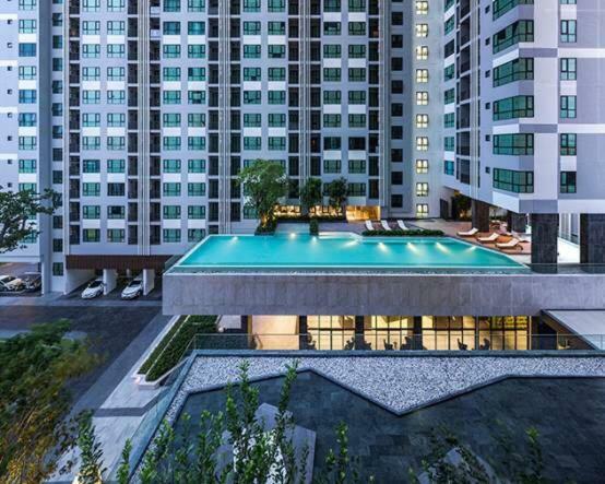 The Base Central Pattaya Seaview Εξωτερικό φωτογραφία